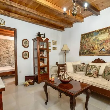 Traditional Castle House Ii Naxos City